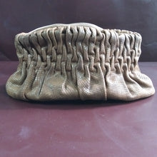 Load image into Gallery viewer, Online Vintage Shop, Vintage Clothing Boutique, Vintage, Women's Clothing, Seconhand, Distressed Vintage Designs, Sustainable Fashion