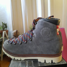 Load image into Gallery viewer, Bally Chack Suede Hiking Boots Size 10