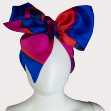 Load image into Gallery viewer, Silk Neck Bow