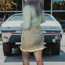 Load image into Gallery viewer, 80s Vintage Denim Skirts Jordache Jeans Skirt, Fur Trimmed Size L