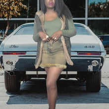 Load image into Gallery viewer, 80s Vintage Denim Skirts Jordache Jeans Skirt, Fur Trimmed Size L