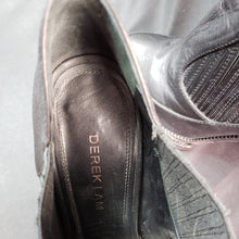 Load image into Gallery viewer, Online Vintage Shop, Vintage Clothing Boutique, Vintage, Women's Clothing, Seconhand, Distressed Vintage Designs, Sustainable Fashion