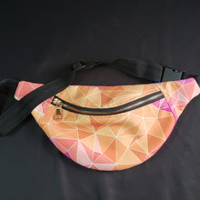 Load image into Gallery viewer, Online Vintage Shop, Vintage Clothing Boutique, Vintage, Women's Clothing, Seconhand, Distressed Vintage Designs, Sustainable Fashion