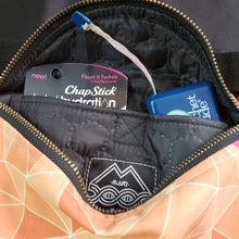 Load image into Gallery viewer, Online Vintage Shop, Vintage Clothing Boutique, Vintage, Women's Clothing, Seconhand, Distressed Vintage Designs, Sustainable Fashion