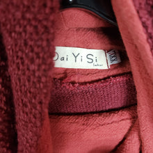 Load image into Gallery viewer, Online Vintage Shop, Vintage Clothing Boutique, Vintage, Women's Clothing, Seconhand, Distressed Vintage Designs, Sustainable Fashion