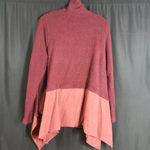 Load image into Gallery viewer, Online Vintage Shop, Vintage Clothing Boutique, Vintage, Women's Clothing, Seconhand, Distressed Vintage Designs, Sustainable Fashion