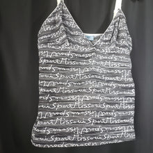 Load image into Gallery viewer, Online Vintage Shop, Vintage Clothing Boutique, Vintage, Women's Clothing, Seconhand, Distressed Vintage Designs, Sustainable Fashion