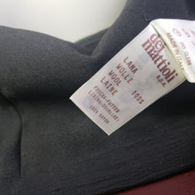 Load image into Gallery viewer, Online Vintage Shop, Vintage Clothing Boutique, Vintage, Women's Clothing, Seconhand, Distressed Vintage Designs, Sustainable Fashion