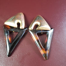 Load image into Gallery viewer, Online Vintage Shop, Vintage Clothing Boutique, Vintage, Women's Clothing, Seconhand, Distressed Vintage Designs, Sustainable Fashion