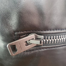 Load image into Gallery viewer, Online Vintage Shop, Vintage Clothing Boutique, Vintage, Women's Clothing, Seconhand, Distressed Vintage Designs, Sustainable Fashion