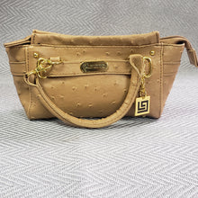 Load image into Gallery viewer, Online Vintage Shop, Vintage Clothing Boutique, Vintage, Women's Clothing, Seconhand, Distressed Vintage Designs, Sustainable Fashion