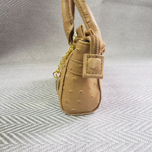 Load image into Gallery viewer, Online Vintage Shop, Vintage Clothing Boutique, Vintage, Women's Clothing, Seconhand, Distressed Vintage Designs, Sustainable Fashion