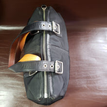 Load image into Gallery viewer, Online Vintage Shop, Vintage Clothing Boutique, Vintage, Women's Clothing, Seconhand, Distressed Vintage Designs, Sustainable Fashion