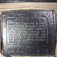 Load image into Gallery viewer, Online Vintage Shop, Vintage Clothing Boutique, Vintage, Women's Clothing, Seconhand, Distressed Vintage Designs, Sustainable Fashion