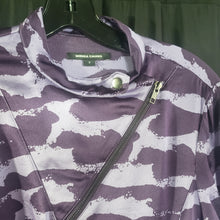 Load image into Gallery viewer, Online Vintage Shop, Vintage Clothing Boutique, Vintage, Women's Clothing, Seconhand, Distressed Vintage Designs, Sustainable Fashion