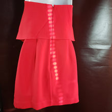 Load image into Gallery viewer, Online Vintage Shop, Vintage Clothing Boutique, Vintage, Women's Clothing, Seconhand, Distressed Vintage Designs, Sustainable Fashion