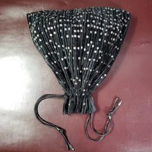 Load image into Gallery viewer, Online Vintage Shop, Vintage Clothing Boutique, Vintage, Women's Clothing, Seconhand, Distressed Vintage Designs, Sustainable Fashion