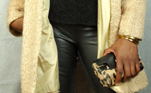 Load image into Gallery viewer, Online Vintage Shop, Vintage Clothing Boutique, Vintage, Women's Clothing, Seconhand, Distressed Vintage Designs, Sustainable Fashion