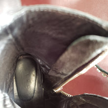 Load image into Gallery viewer, Online Vintage Shop, Vintage Clothing Boutique, Vintage, Women's Clothing, Seconhand, Distressed Vintage Designs, Sustainable Fashion