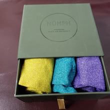 Load image into Gallery viewer, Online Vintage Shop, Vintage Clothing Boutique, Vintage, Women's Clothing, Seconhand, Distressed Vintage Designs, Sustainable Fashion