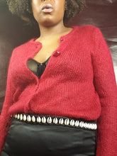 Load image into Gallery viewer, Online Vintage Shop, Vintage Clothing Boutique, Vintage, Women's Clothing, Seconhand, Distressed Vintage Designs, Sustainable Fashion