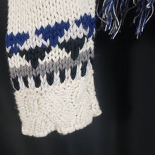 Load image into Gallery viewer, Online Vintage Shop, Vintage Clothing Boutique, Vintage, Women's Clothing, Seconhand, Distressed Vintage Designs, Sustainable Fashion