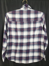 Load image into Gallery viewer, Online Vintage Shop, Vintage Clothing Boutique, Vintage, Women's Clothing, Seconhand, Distressed Vintage Designs, Sustainable Fashion