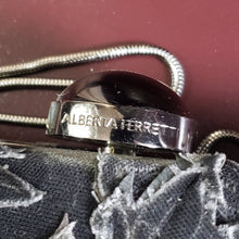 Load image into Gallery viewer, Online Vintage Shop, Vintage Clothing Boutique, Vintage, Women's Clothing, Seconhand, Distressed Vintage Designs, Sustainable Fashion