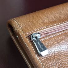 Load image into Gallery viewer, Online Vintage Shop, Vintage Clothing Boutique, Vintage, Women's Clothing, Seconhand, Distressed Vintage Designs, Sustainable Fashion