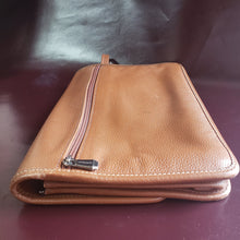 Load image into Gallery viewer, Online Vintage Shop, Vintage Clothing Boutique, Vintage, Women's Clothing, Seconhand, Distressed Vintage Designs, Sustainable Fashion