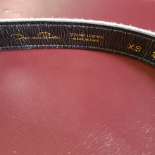 Load image into Gallery viewer, Online Vintage Shop, Vintage Clothing Boutique, Vintage, Women's Clothing, Seconhand, Distressed Vintage Designs, Sustainable Fashion