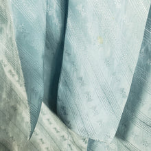 Load image into Gallery viewer, Online Vintage Shop, Vintage Clothing Boutique, Vintage, Women's Clothing, Seconhand, Distressed Vintage Designs, Sustainable Fashion