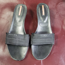 Load image into Gallery viewer, Online Vintage Shop, Vintage Clothing Boutique, Vintage, Women's Clothing, Seconhand, Distressed Vintage Designs, Sustainable Fashion