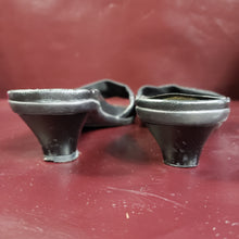 Load image into Gallery viewer, Online Vintage Shop, Vintage Clothing Boutique, Vintage, Women's Clothing, Seconhand, Distressed Vintage Designs, Sustainable Fashion