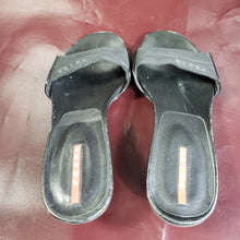 Load image into Gallery viewer, Online Vintage Shop, Vintage Clothing Boutique, Vintage, Women's Clothing, Seconhand, Distressed Vintage Designs, Sustainable Fashion