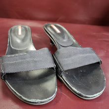 Load image into Gallery viewer, Online Vintage Shop, Vintage Clothing Boutique, Vintage, Women's Clothing, Seconhand, Distressed Vintage Designs, Sustainable Fashion