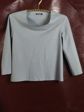 Load image into Gallery viewer, Online Vintage Shop, Vintage Clothing Boutique, Vintage, Women's Clothing, Seconhand, Distressed Vintage Designs, Sustainable Fashion