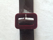 Load image into Gallery viewer, Online Vintage Shop, Vintage Clothing Boutique, Vintage, Women's Clothing, Seconhand, Distressed Vintage Designs, Sustainable Fashion