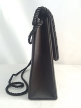 Load image into Gallery viewer, Online Vintage Shop, Vintage Clothing Boutique, Vintage, Women's Clothing, Seconhand, Distressed Vintage Designs, Sustainable Fashion