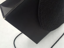 Load image into Gallery viewer, Online Vintage Shop, Vintage Clothing Boutique, Vintage, Women's Clothing, Seconhand, Distressed Vintage Designs, Sustainable Fashion