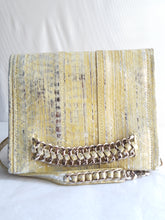 Load image into Gallery viewer, Online Vintage Shop, Vintage Clothing Boutique, Vintage, Women's Clothing, Seconhand, Distressed Vintage Designs, Sustainable Fashion