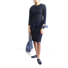 Load image into Gallery viewer, Online Vintage Shop, Vintage Clothing Boutique, Vintage, Women's Clothing, Seconhand, Distressed Vintage Designs, Sustainable Fashion