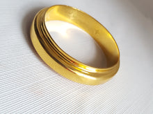 Load image into Gallery viewer, Online Vintage Shop, Vintage Clothing Boutique, Vintage, Women's Clothing, Seconhand, Distressed Vintage Designs, Sustainable Fashion