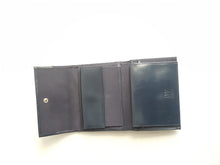 Load image into Gallery viewer, Online Vintage Shop, Vintage Clothing Boutique, Vintage, Women's Clothing, Seconhand, Distressed Vintage Designs, Sustainable Fashion