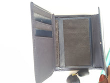 Load image into Gallery viewer, Online Vintage Shop, Vintage Clothing Boutique, Vintage, Women's Clothing, Seconhand, Distressed Vintage Designs, Sustainable Fashion