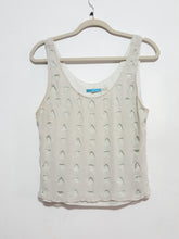 Load image into Gallery viewer, Online Vintage Shop, Vintage Clothing Boutique, Vintage, Women's Clothing, Seconhand, Distressed Vintage Designs, Sustainable Fashion