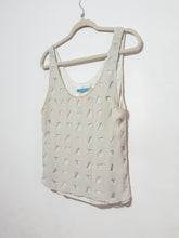 Load image into Gallery viewer, Online Vintage Shop, Vintage Clothing Boutique, Vintage, Women's Clothing, Seconhand, Distressed Vintage Designs, Sustainable Fashion