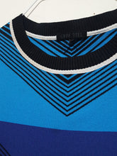 Load image into Gallery viewer, Online Vintage Shop, Vintage Clothing Boutique, Vintage, Women's Clothing, Seconhand, Distressed Vintage Designs, Sustainable Fashion