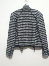 Load image into Gallery viewer, Online Vintage Shop, Vintage Clothing Boutique, Vintage, Women's Clothing, Seconhand, Distressed Vintage Designs, Sustainable Fashion