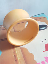 Load image into Gallery viewer, Online Vintage Shop, Vintage Clothing Boutique, Vintage, Women's Clothing, Seconhand, Distressed Vintage Designs, Sustainable Fashion